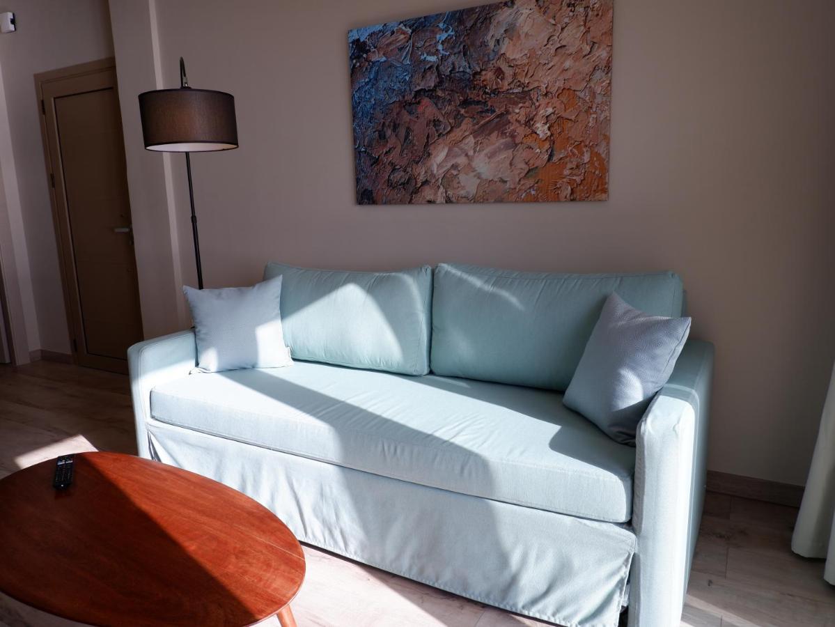 Kaiser Luxury Suites Achilleion ภายนอก รูปภาพ