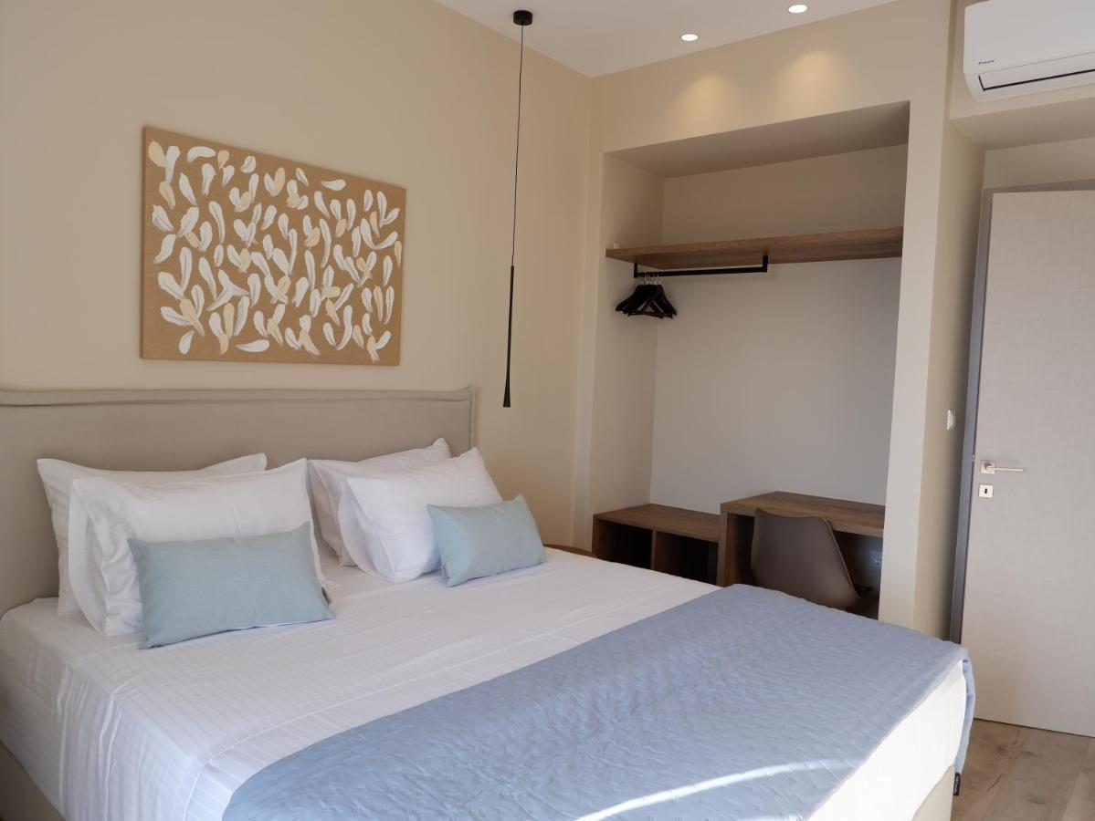 Kaiser Luxury Suites Achilleion ภายนอก รูปภาพ