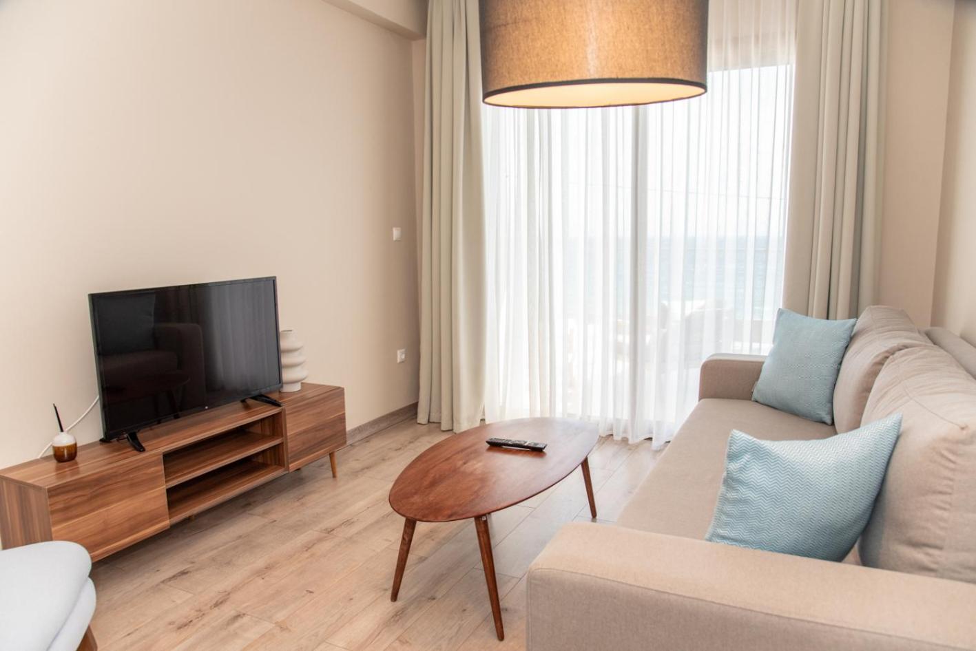 Kaiser Luxury Suites Achilleion ภายนอก รูปภาพ