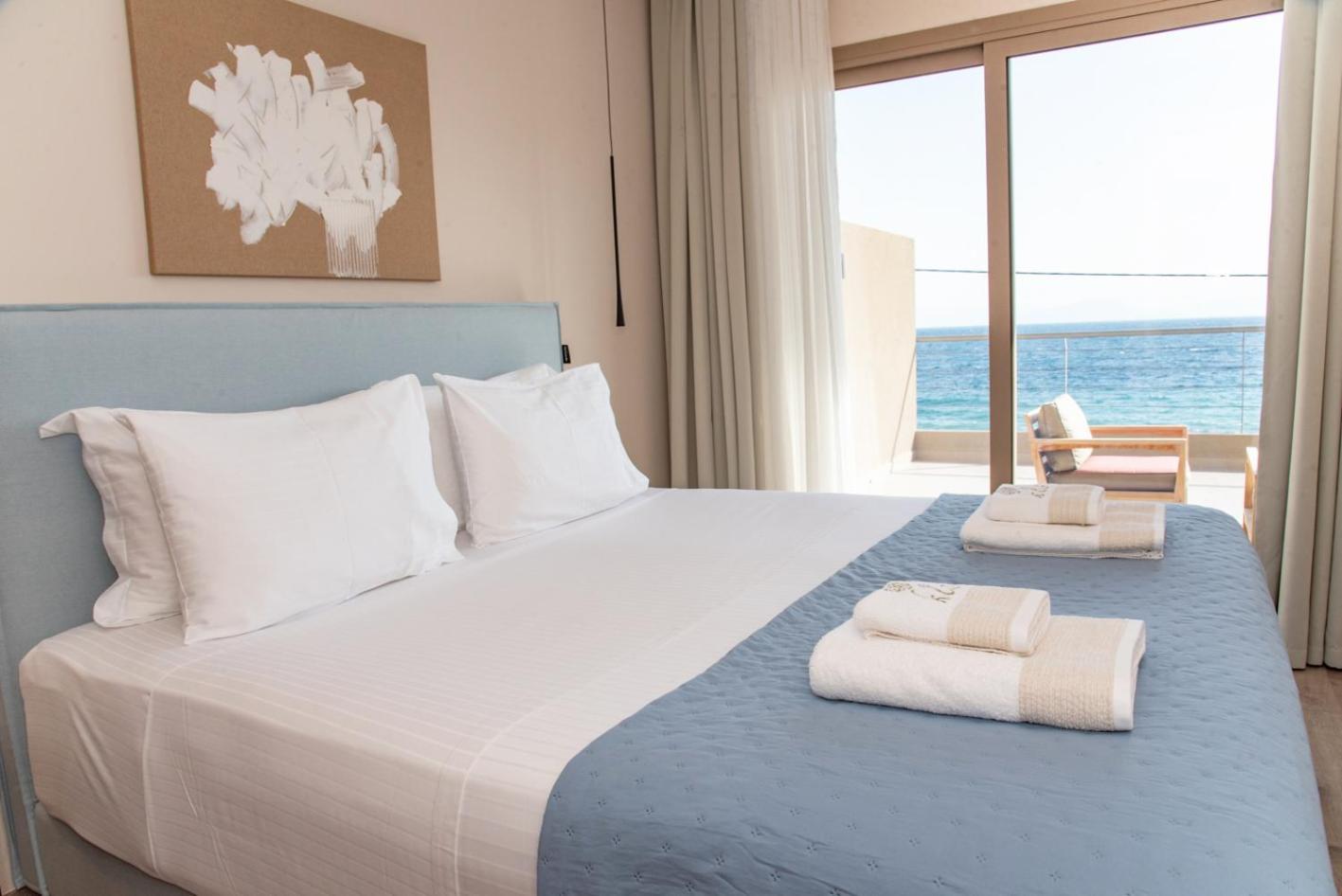 Kaiser Luxury Suites Achilleion ภายนอก รูปภาพ