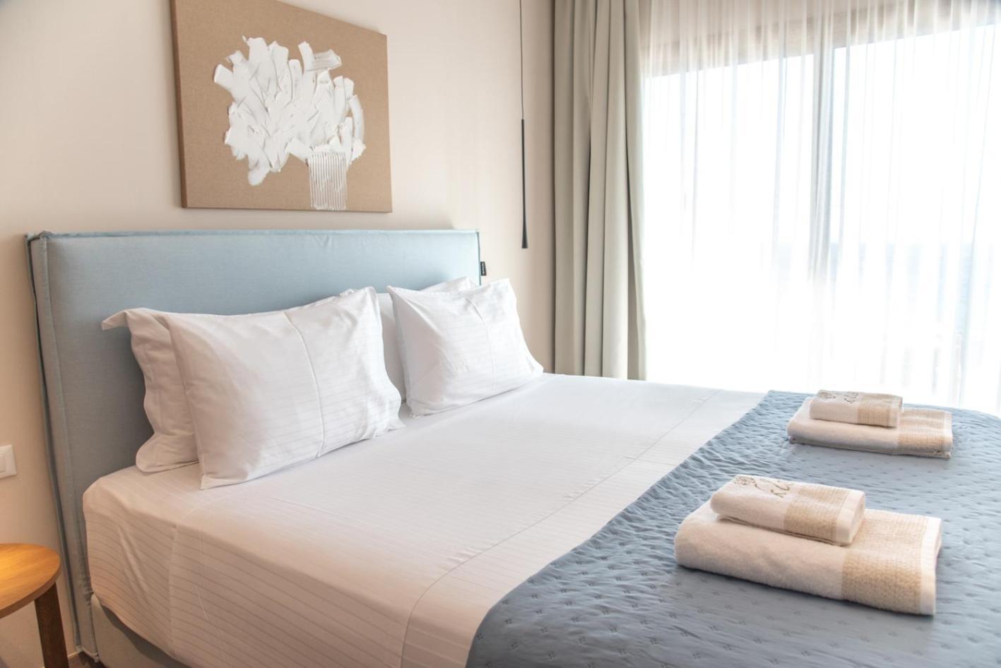 Kaiser Luxury Suites Achilleion ภายนอก รูปภาพ