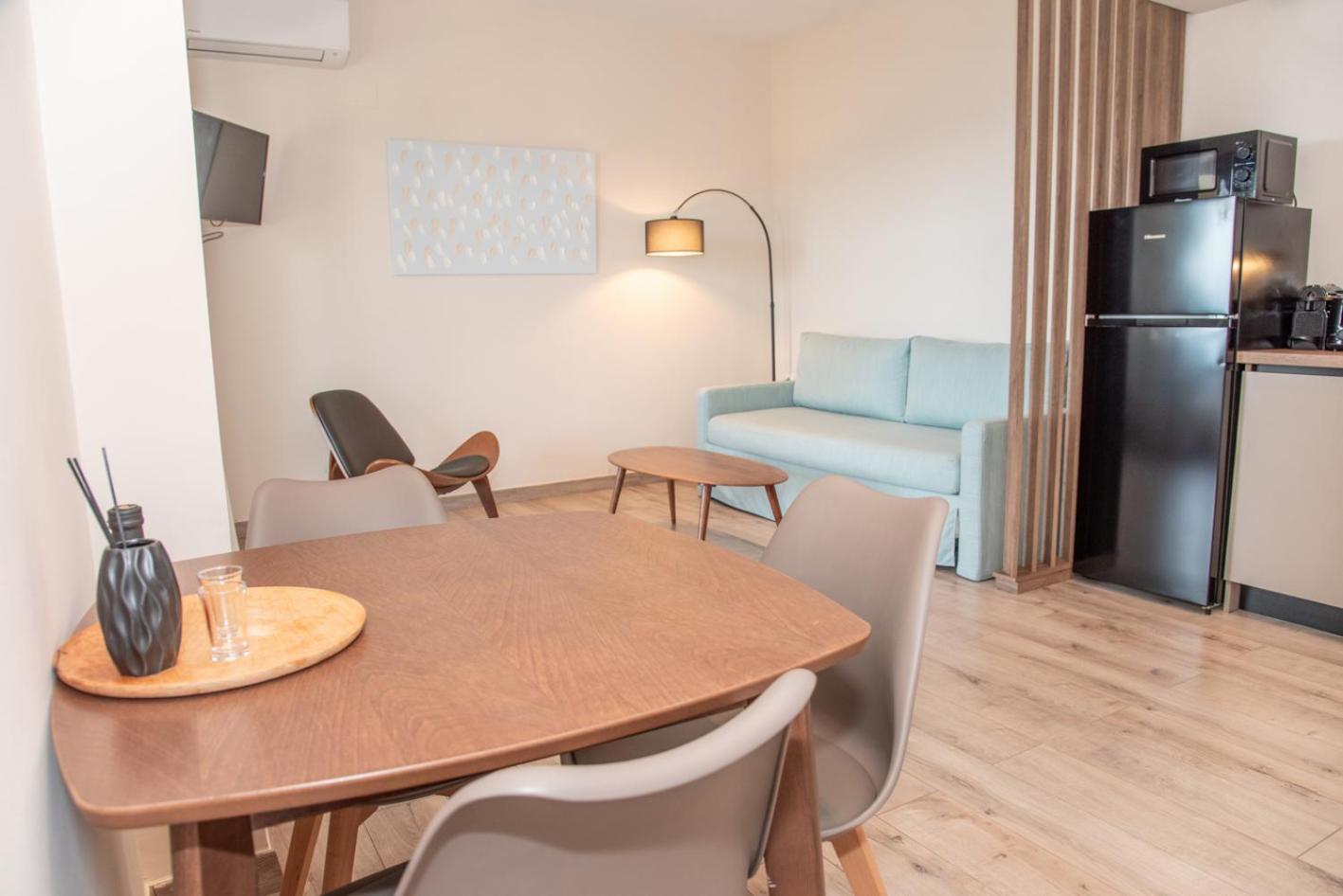 Kaiser Luxury Suites Achilleion ภายนอก รูปภาพ
